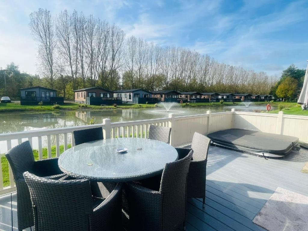 Rosie'S Rest With Hot Tub Villa Barmby on the Moor Buitenkant foto