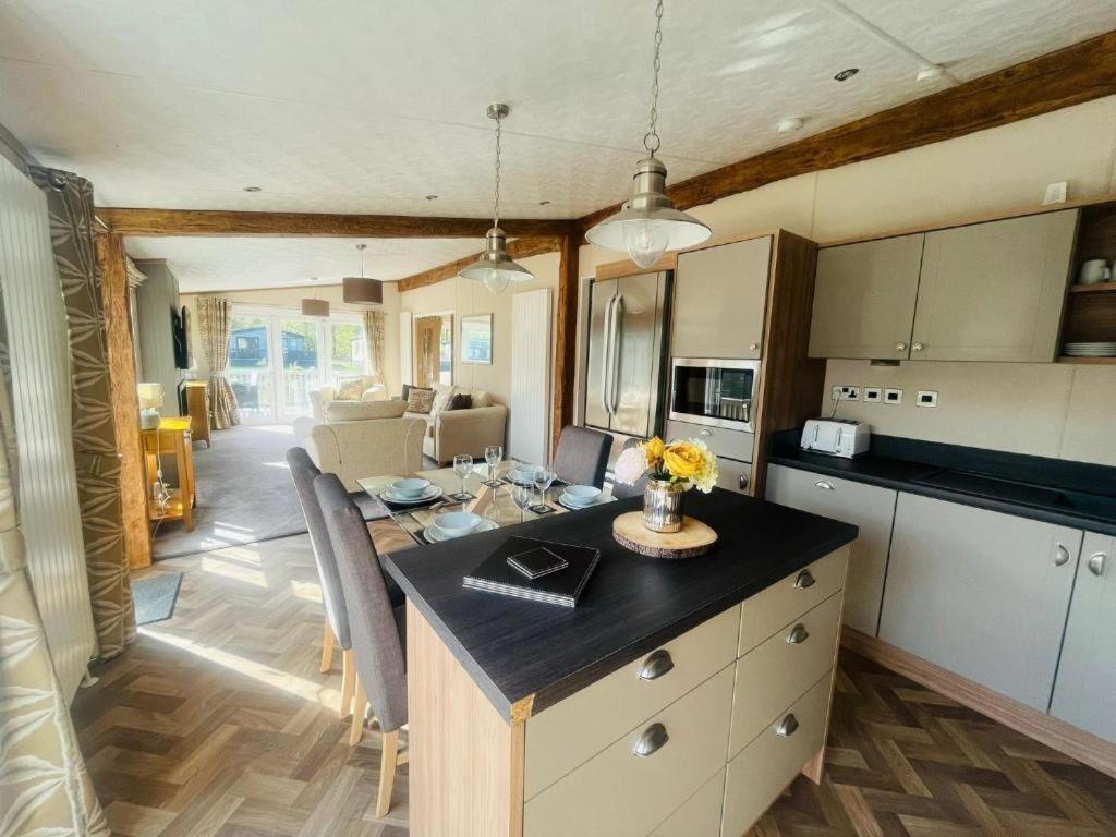 Rosie'S Rest With Hot Tub Villa Barmby on the Moor Buitenkant foto